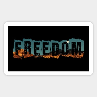 Freedom is the key to be happy (Moon) Magnet